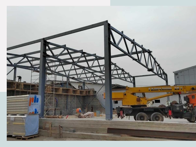 Строительство цехов в Малоярославце